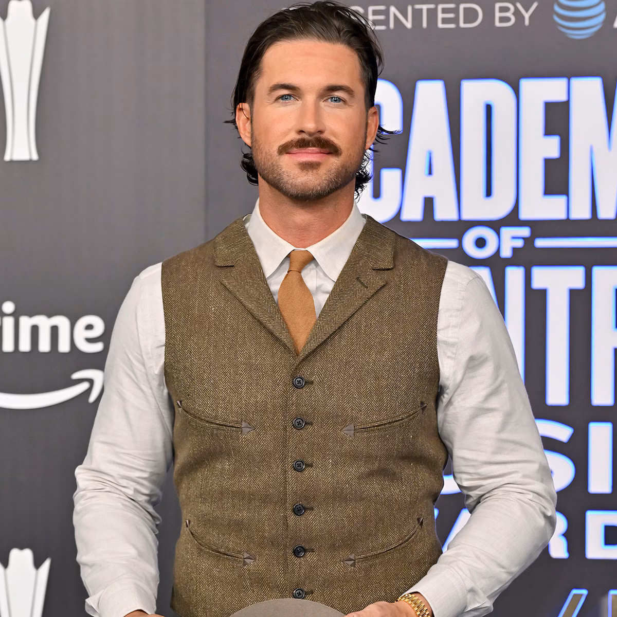 Riley Green Dating Update: Country Singer Shares He’s Single